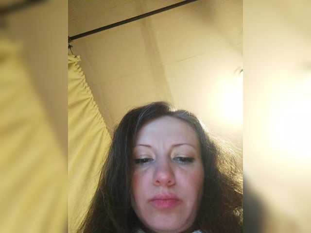 Mint-Lime's BongaCams show and profile