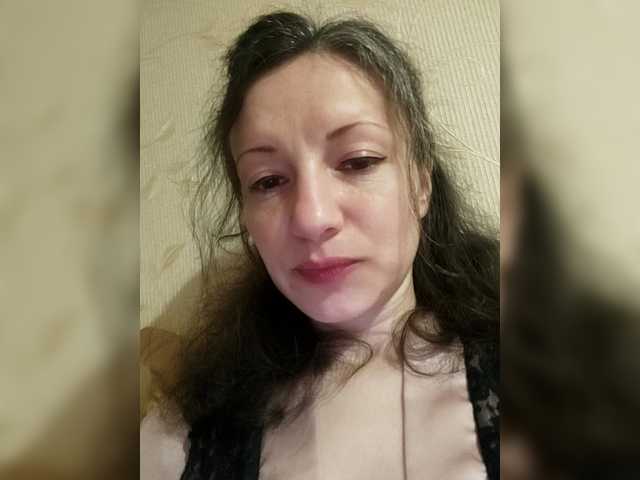 Mint-Lime's BongaCams show and profile