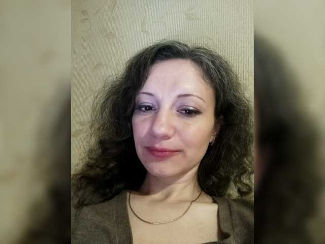 Mint-Lime's BongaCams show and profile