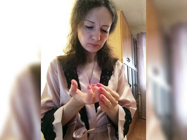 Mint-Lime's BongaCams show and profile