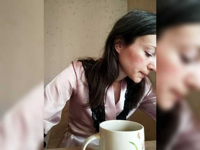 Mint-Lime's BongaCams show and profile