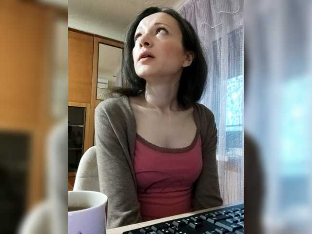 Mint-Lime's BongaCams show and profile