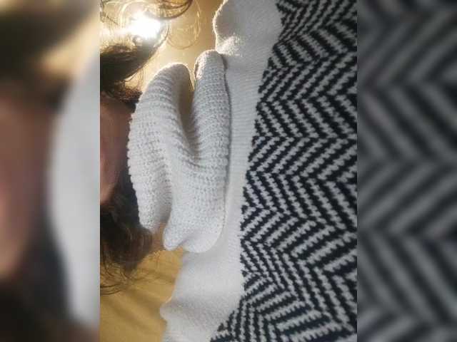 Mint-Lime's BongaCams show and profile