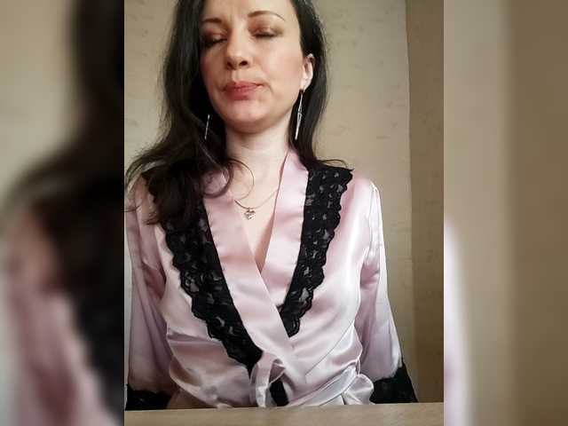 Mint-Lime's BongaCams show and profile