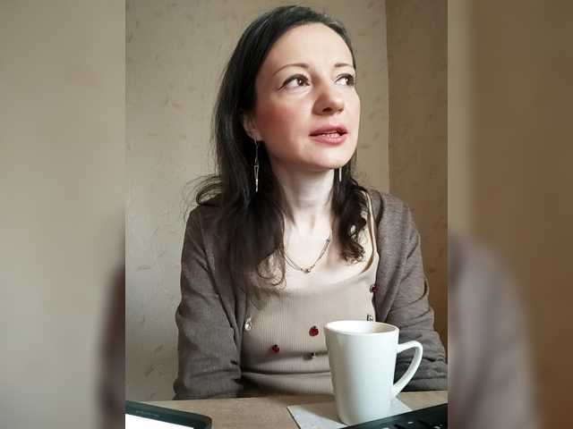 Mint-Lime's BongaCams show and profile