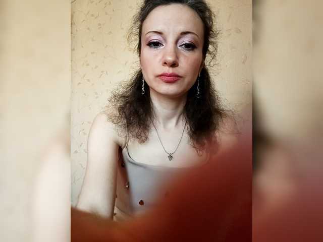 Mint-Lime's BongaCams show and profile