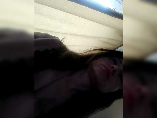 Mint-Lime's BongaCams show and profile