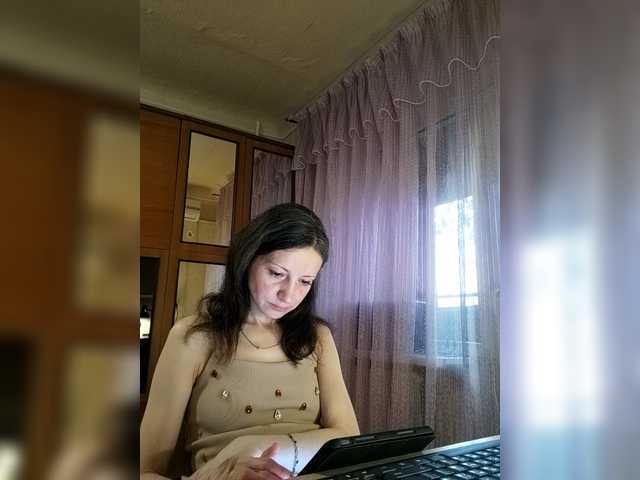 Mint-Lime's BongaCams show and profile