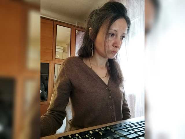 Mint-Lime's BongaCams show and profile