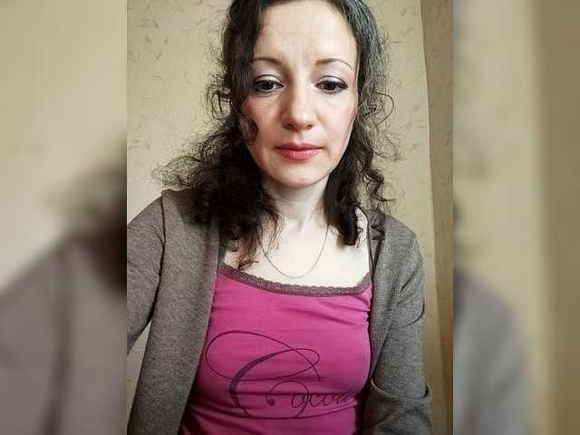 Mint-Lime's BongaCams show and profile