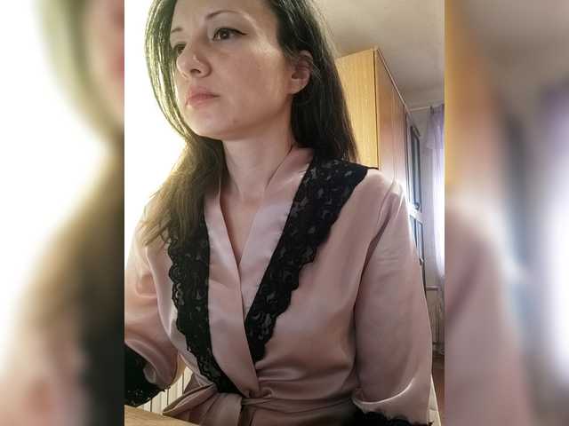 Mint-Lime's BongaCams show and profile