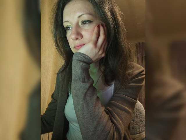 Mint-Lime's BongaCams show and profile