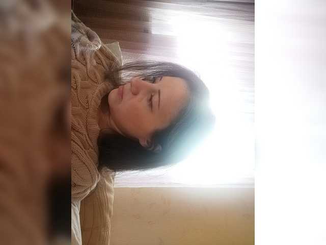 Mint-Lime's BongaCams show and profile