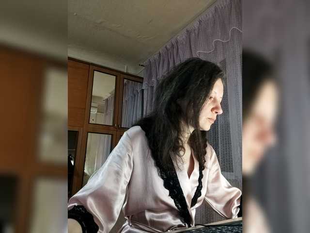 Mint-Lime's BongaCams show and profile