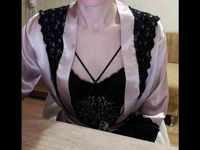 Mint-Lime Live Webcam on BongaCams