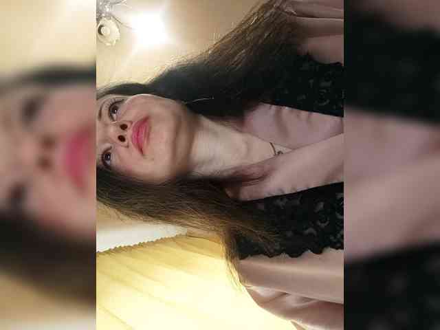 Mint-Lime Live Webcam on BongaCams