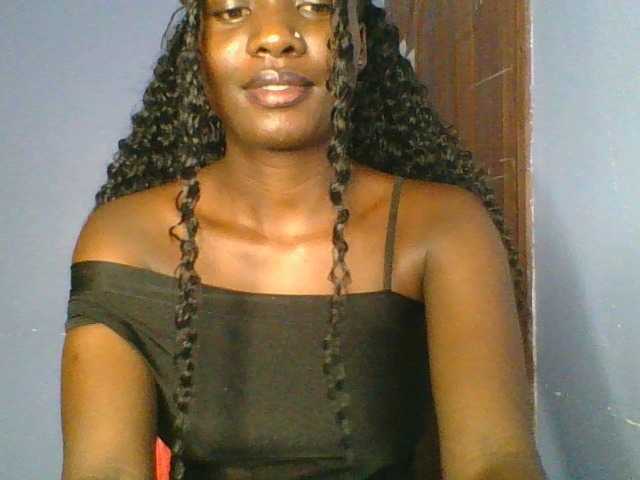 Cutiechoco's BongaCams show and profile