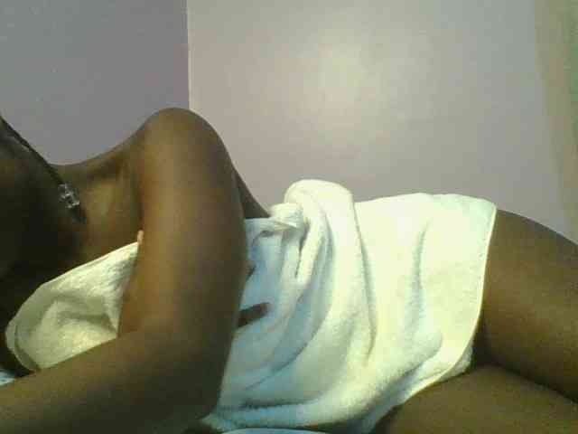 Cutiechoco Live Webcam on BongaCams