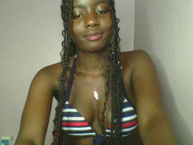 Cutiechoco Live Webcam on BongaCams
