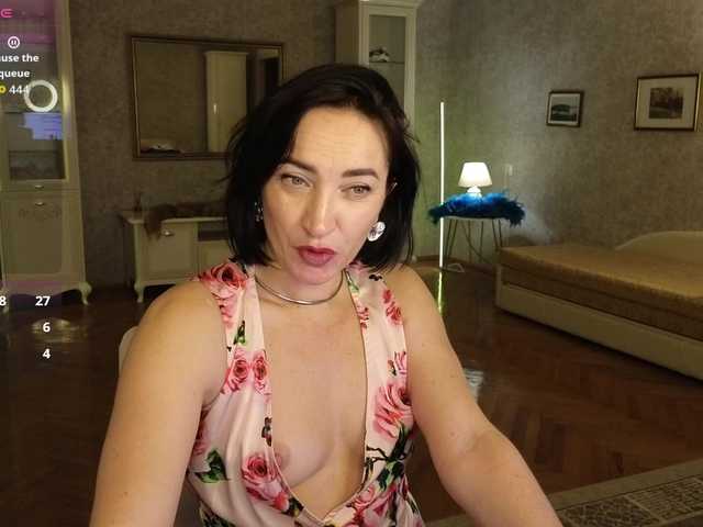 AnneKarma webcam bongacams model stream image