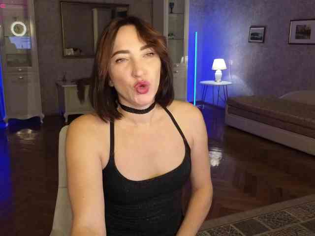 AnneKarma webcam