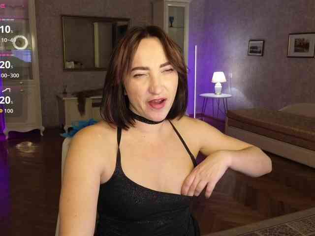 AnneKarma webcam