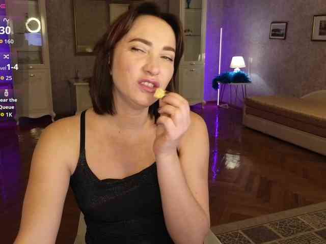 AnneKarma webcam