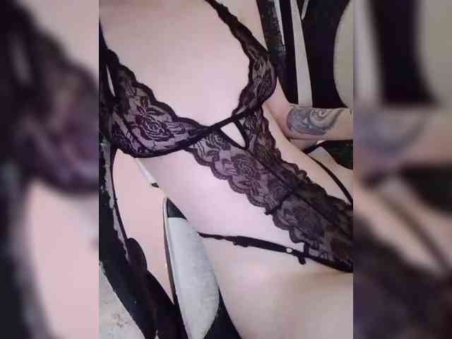 Tiana-mayyy webcam
