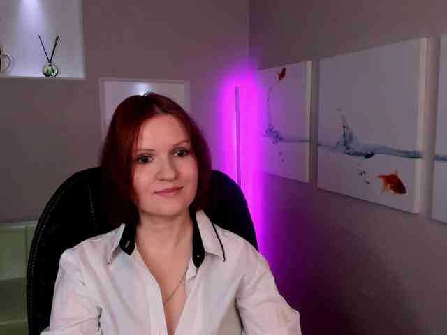 LikaMiss webcam