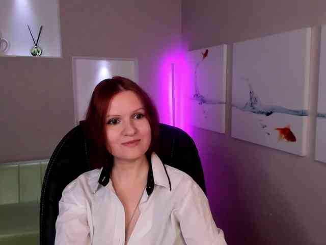 LikaMiss webcam