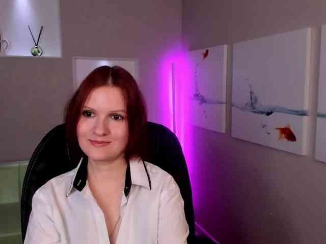 LikaMiss webcam