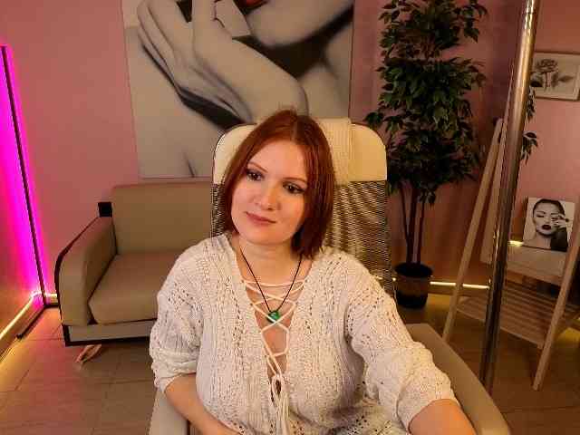 LikaMiss webcam