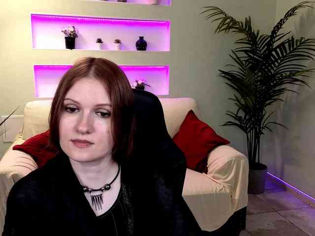 LikaMiss webcam