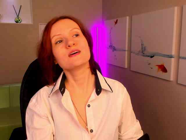 LikaMiss webcam