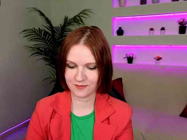 LikaMiss webcam