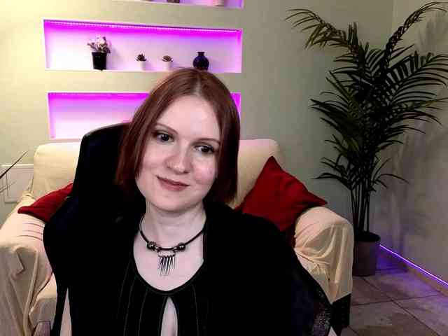 LikaMiss webcam