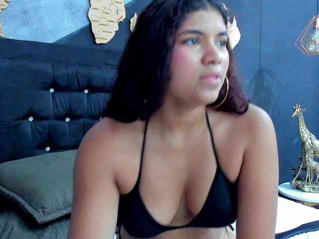 Scarlett-riles webcam