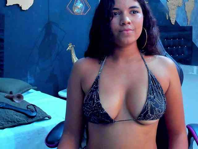Scarlett-riles webcam