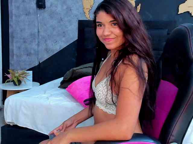 Scarlett-riles webcam