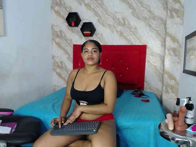 public voyeur web cam Issa-love