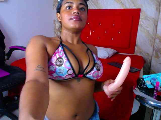 Issa-love webcam
