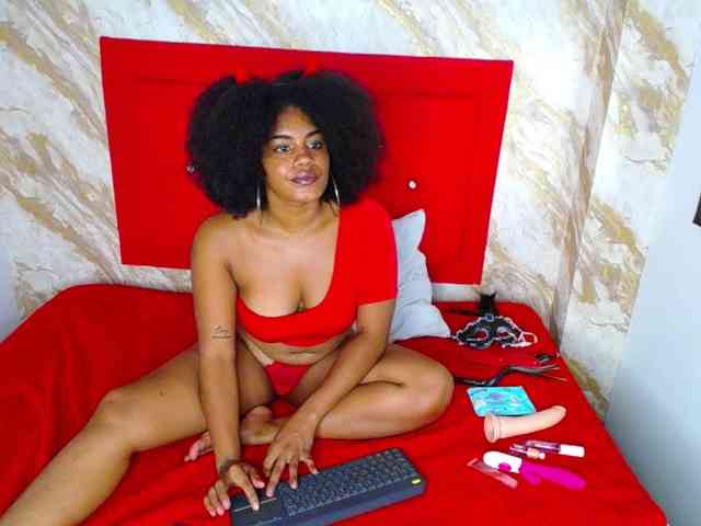 Issa-love webcam