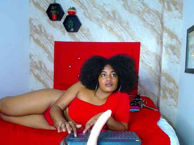 Issa-love webcam