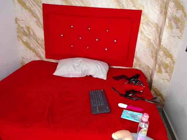 Issa-love webcam