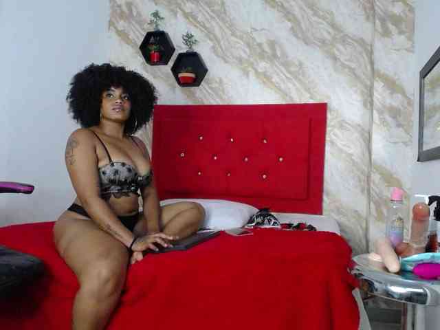 Issa-love webcam