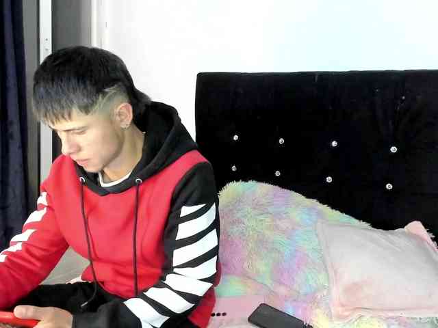 messycouple24 webcam
