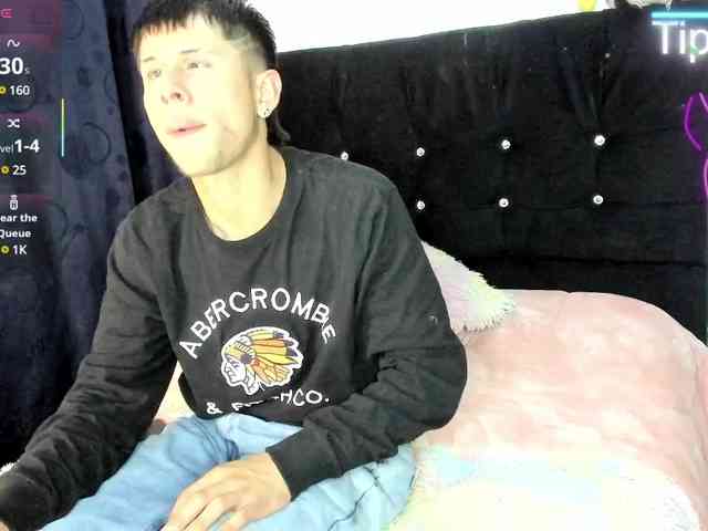 messycouple24 webcam