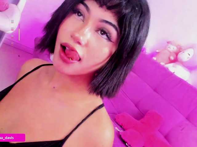 Zaradavis's BongaCams show and profile