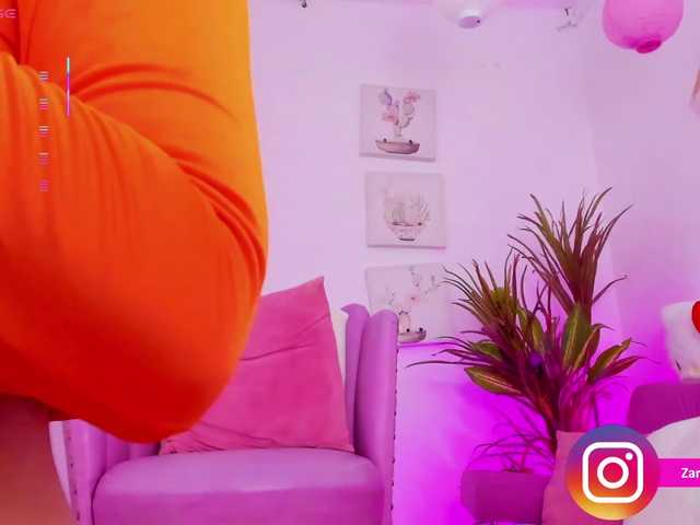 Zaradavis from BongaCams