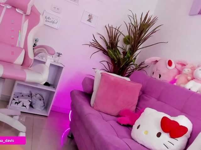 Zaradavis's BongaCams show and profile